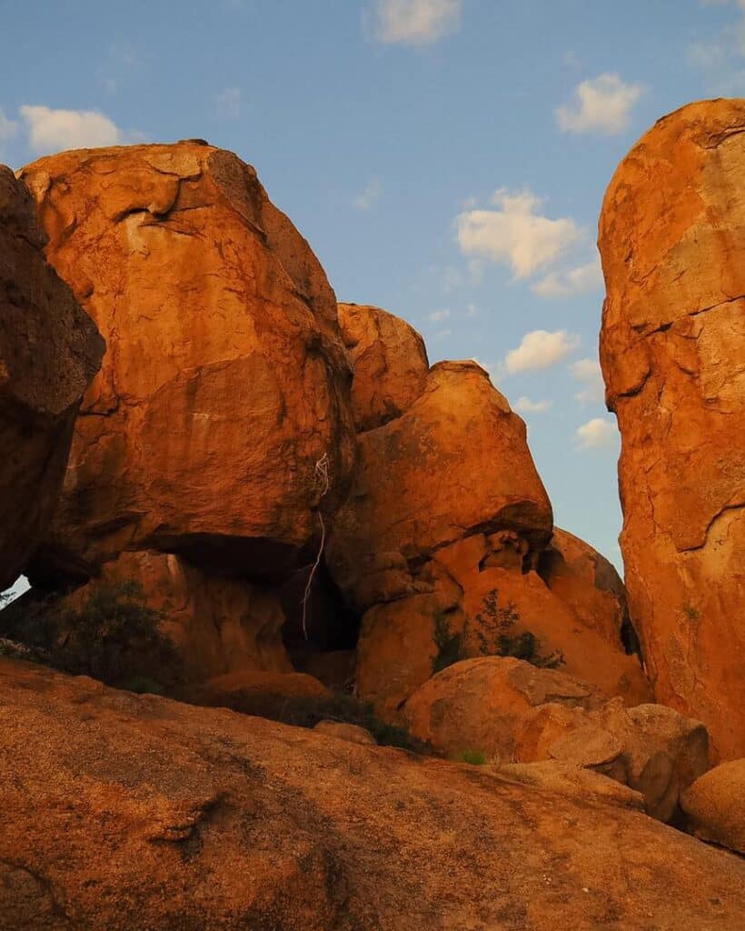 Orongo Rocks Erongo Rocks – Le monde Plein leurs yeux